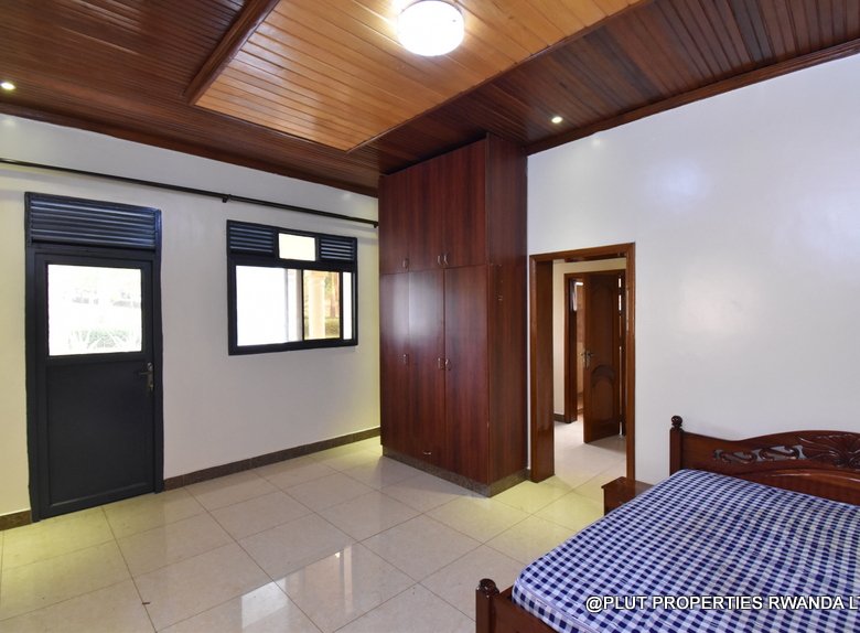 House with pool for rent in Gacuriro Kigali