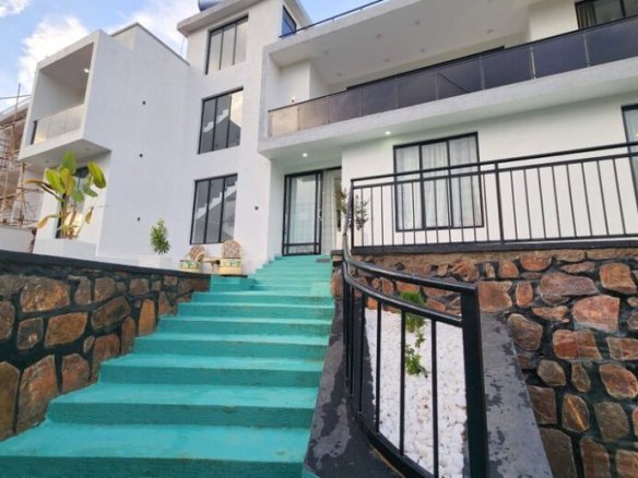 Downstairs Duplex For Rent
