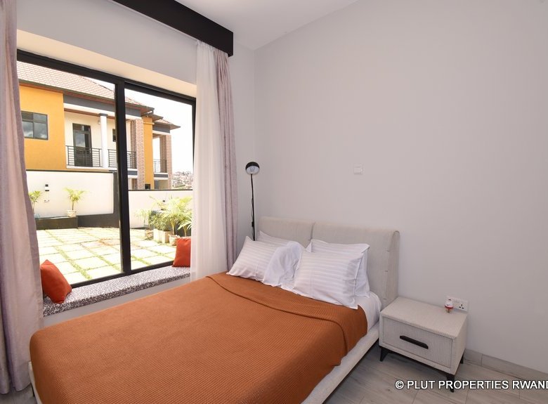 One Bedroom Apartment 