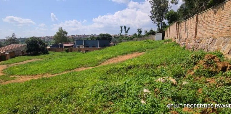 Plot for sale near inyange industry. 