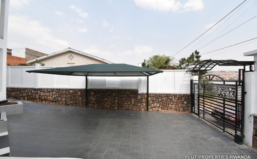 mansion-for-sale-plut-properties-2-836×517 Mansion for Sale.