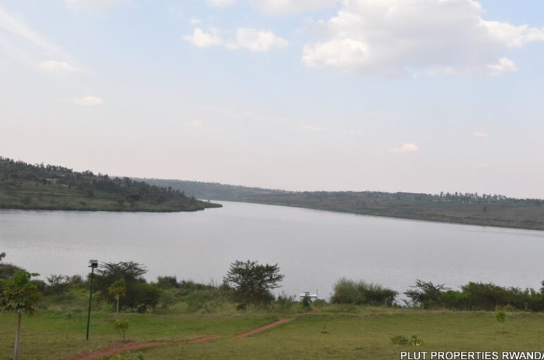 Lakefront Property For Sale – Lake Muhazi