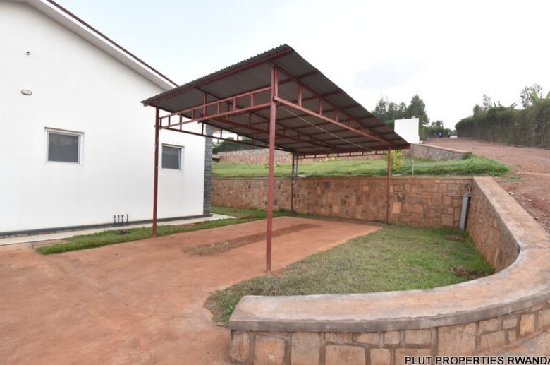 Lakefront Property For Sale – Lake Muhazi