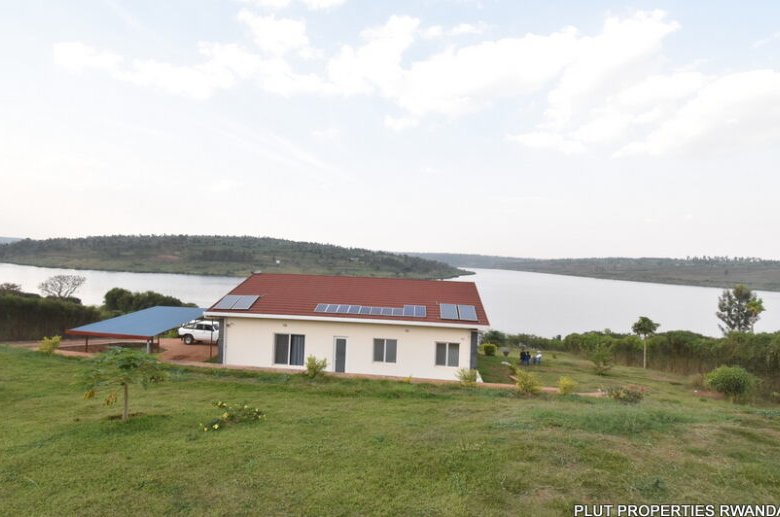Lakefront Property For Sale – Lake Muhazi