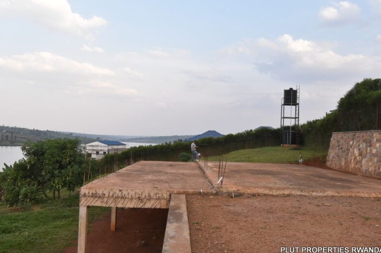 Lakefront Property For Sale – Lake Muhazi