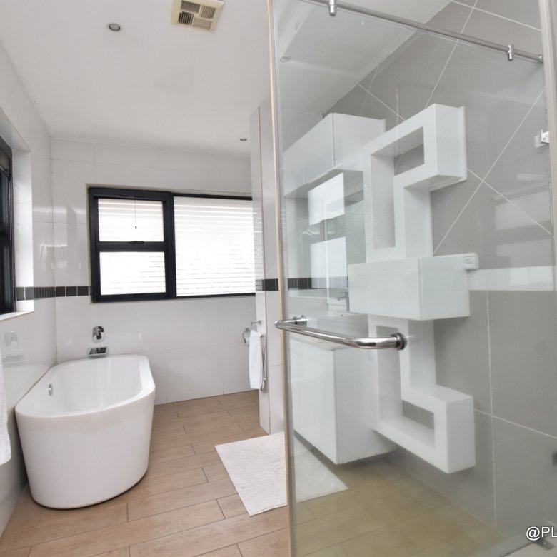 Apartment – Penthouse for Rent in Nyarutarama