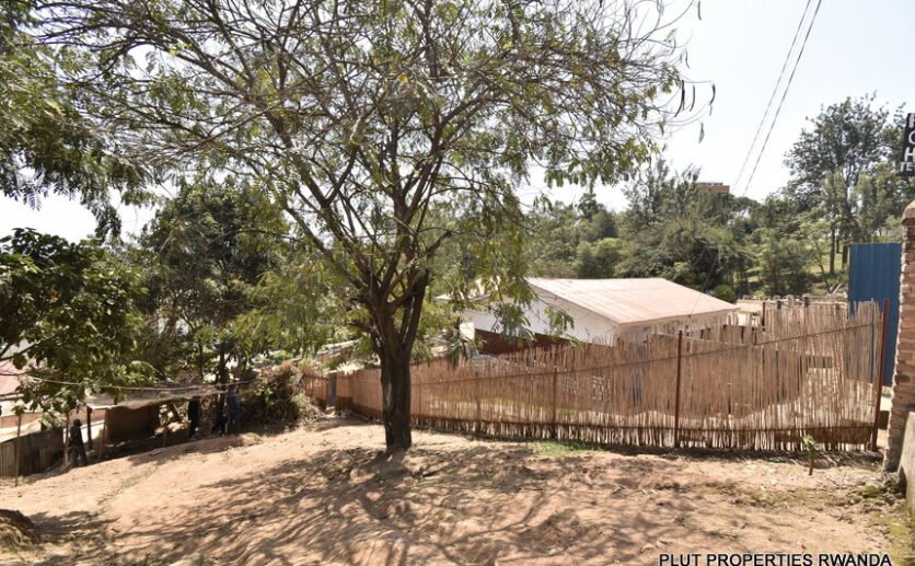 plot-for-sale-in-Kibagabaga-2-836×517 Plot for sale in Kibagabaga.