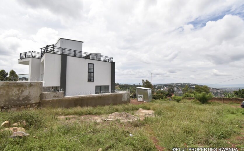 plot-for-sale-in-Rebero-3-3-836×517 Plot for sale in Rebero.