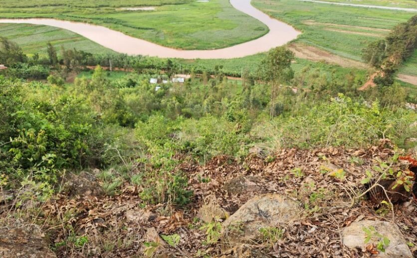 Land for Sale in Bugesera – Ideal Quarry Site with Premium Stone Deposit