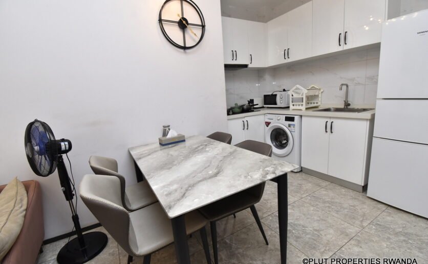 Rent a fully furnished apartment in Nyarutarama 