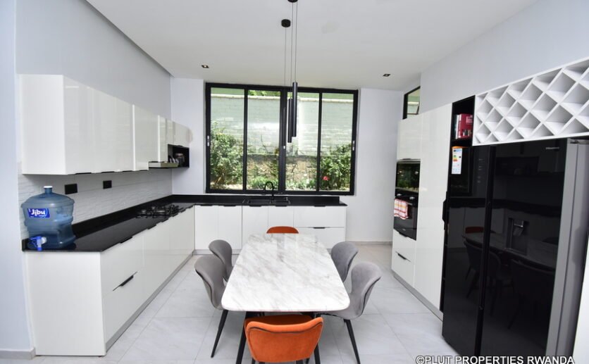 rent-an-apartment-in-Rebero-13-836×517 Rent apartment in Rebero.
