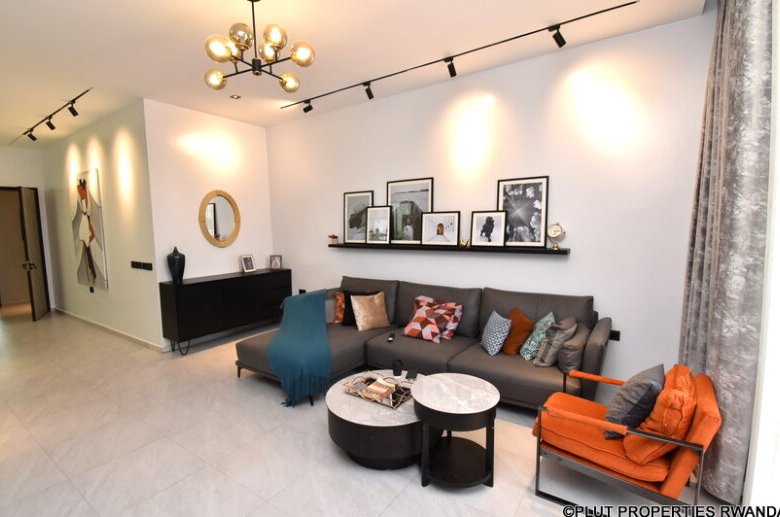 Rent apartment in Rebero.