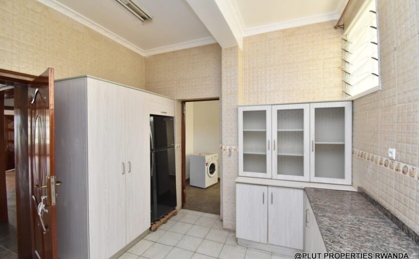 rent-in-Kimihurura-Kigali-Plut-properties-10-836×517 7-Bedroom House for Rent in Kimihurura