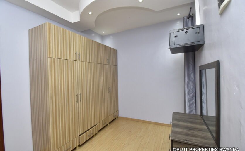 Rent in Rebero.