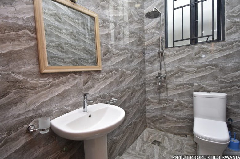 Rent in Rebero.
