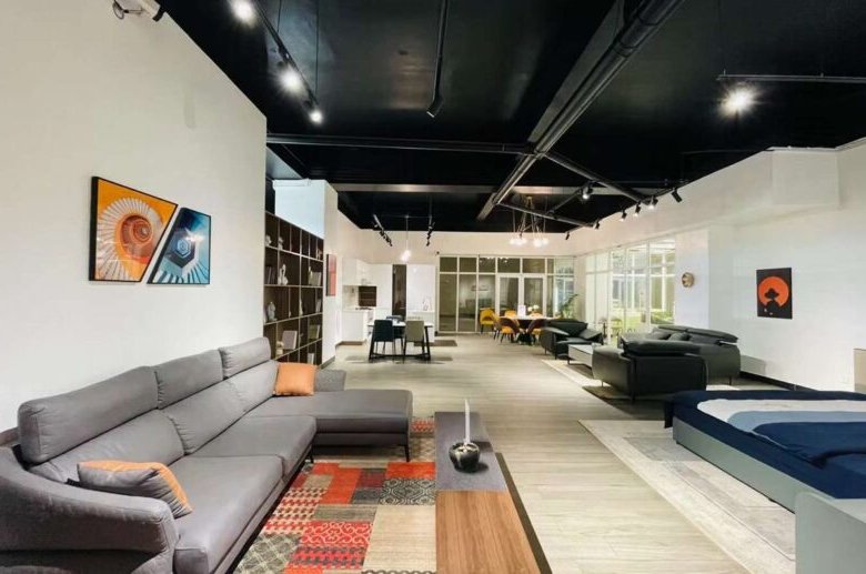 Showroom For Rent in CBD Kigali