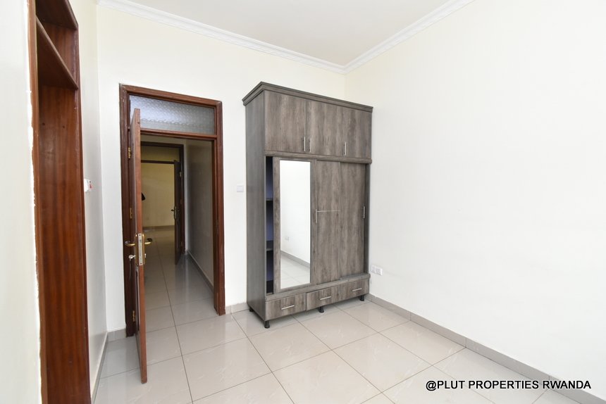 Unfurnished house for rent in Kacyiru