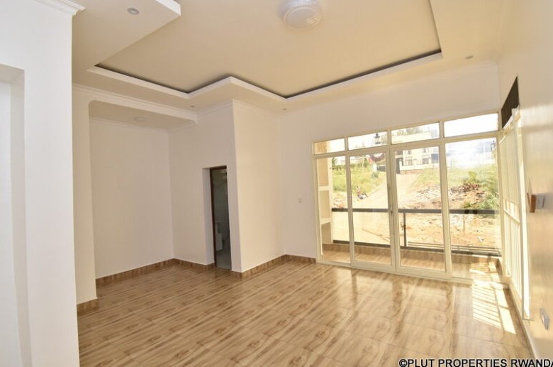 Unfurnished house for rent in Kibagabaga. 