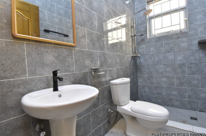 Unfurnished house for sale in Kabeza. 