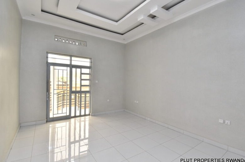 Unfurnished house for sale in Kabeza. 