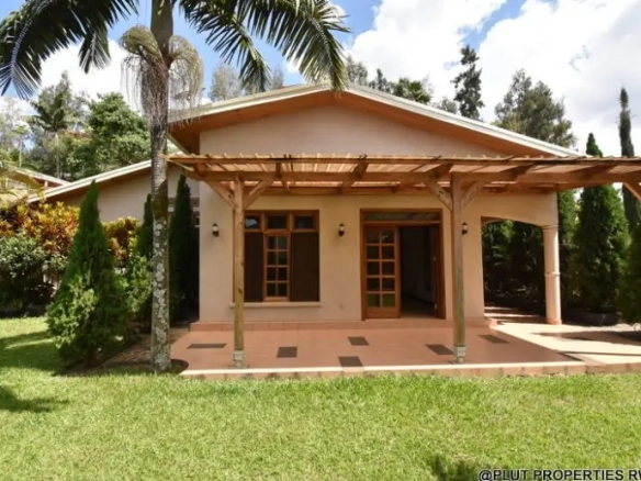 Unfurnished house in Kibagabaga
