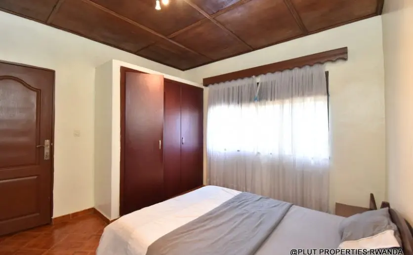 unfurnished house in Kimihurura for rent