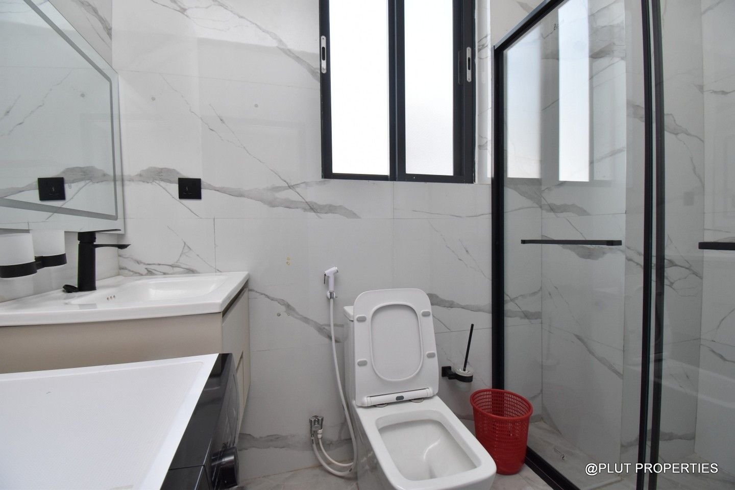 1 Bedroom apartment in Nyarutarama
