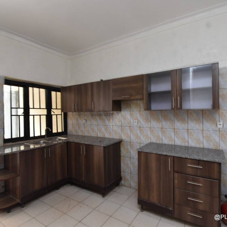 2 storey house in Kimironko