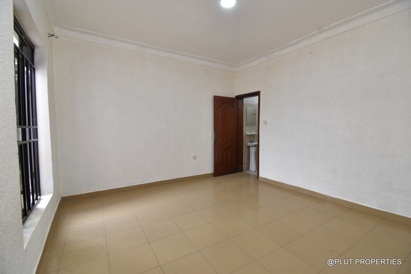 2 storey house in Kimironko
