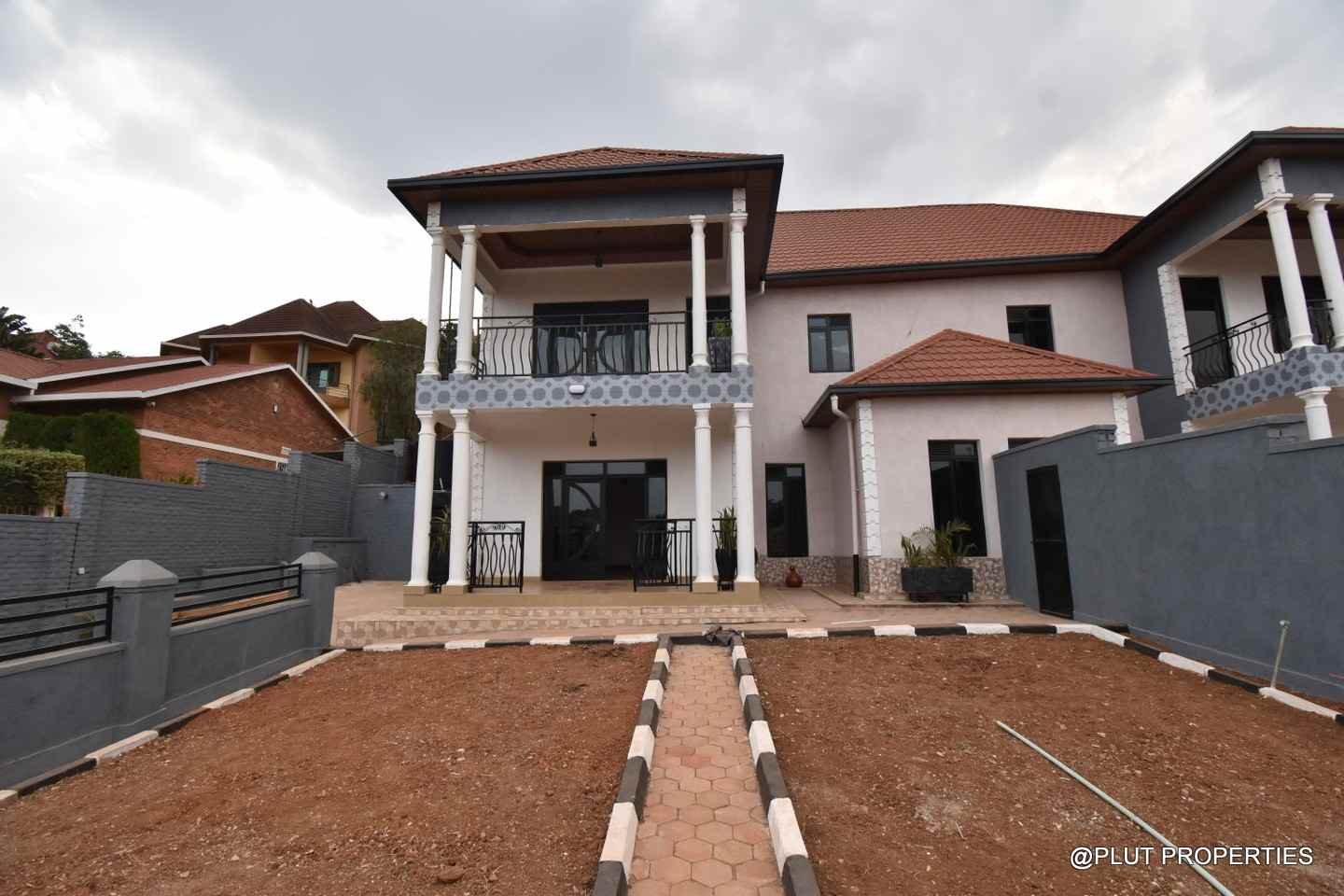 2 storey house in Kimironko