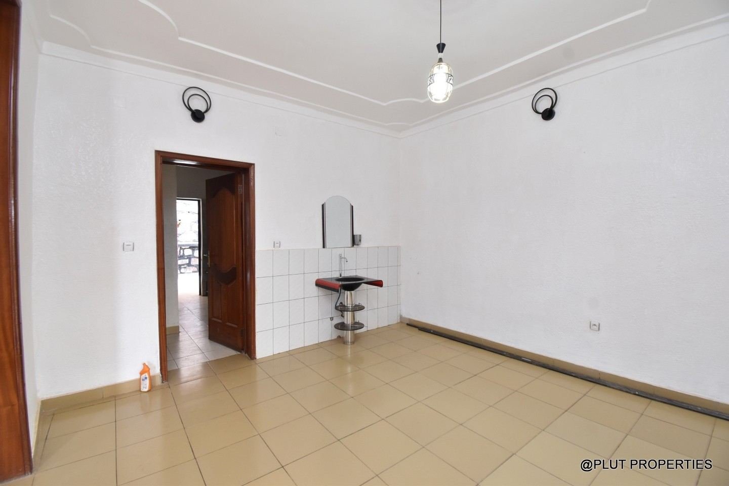 2 storey house in Kimironko