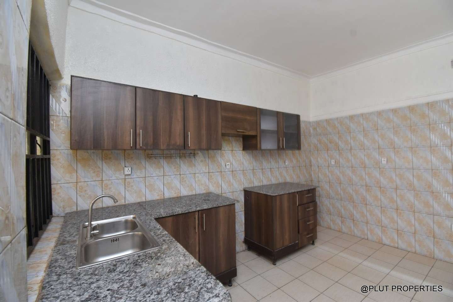 2 storey house in Kimironko