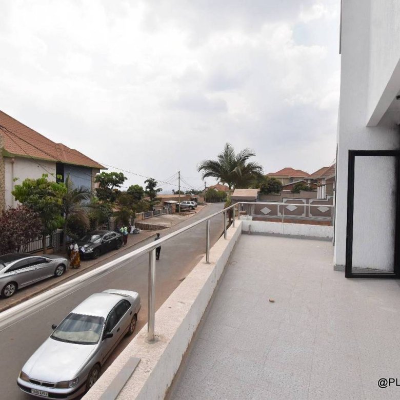3 houses for sale in Kibagabaga