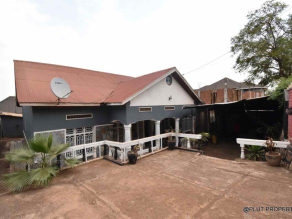 4 bedroom house for rent in Kimironko