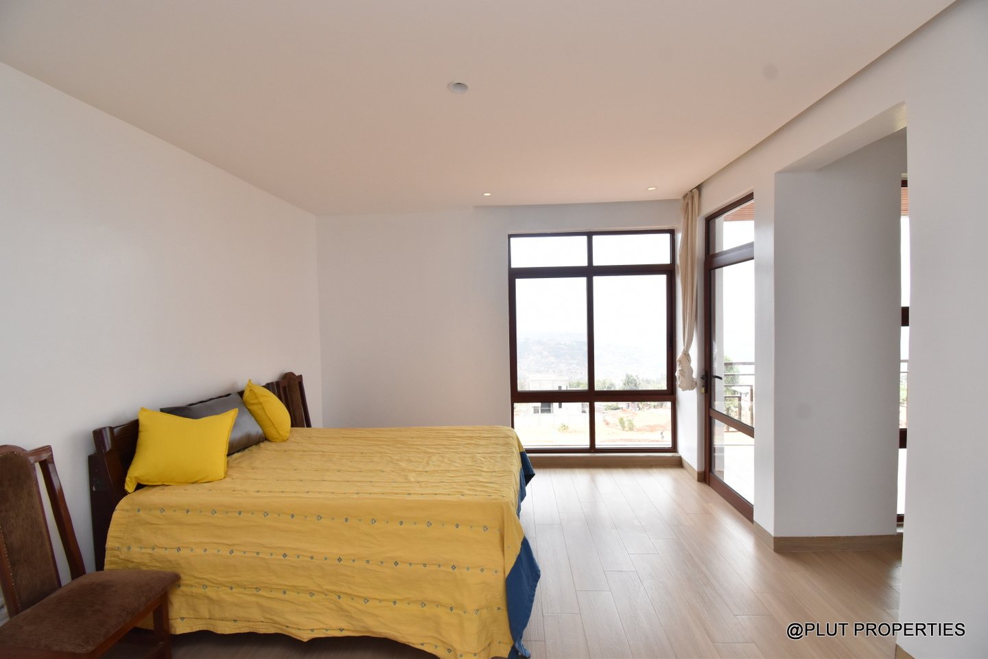 4 bedroom villa for rent plut properties (11) 4 bedroom villa for rent
