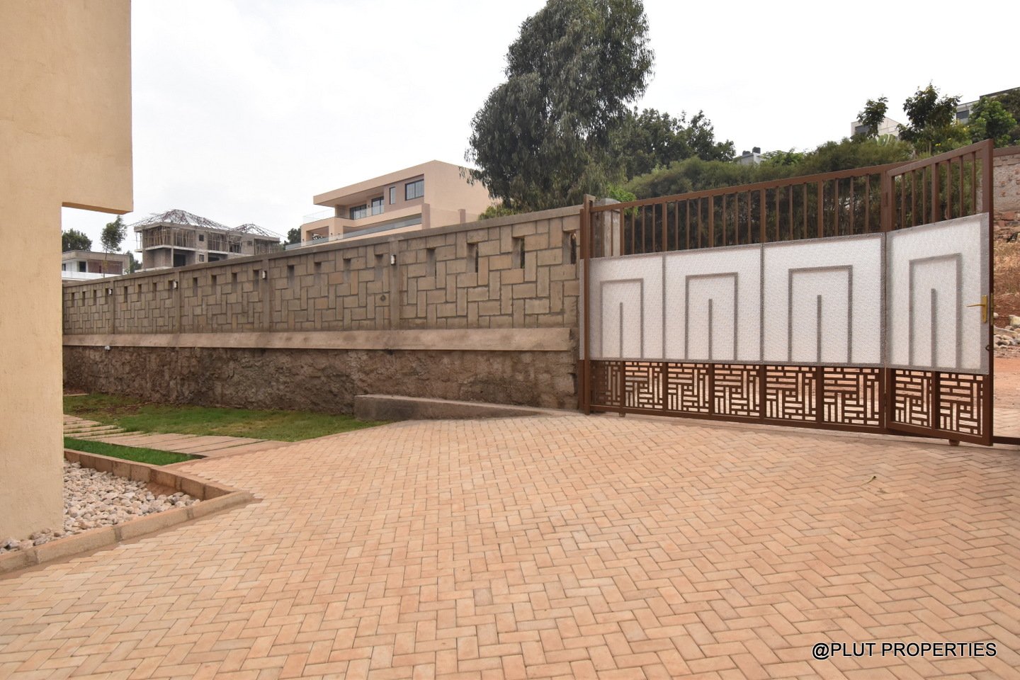 4 bedroom villa for rent plut properties (4) 4 bedroom villa for rent