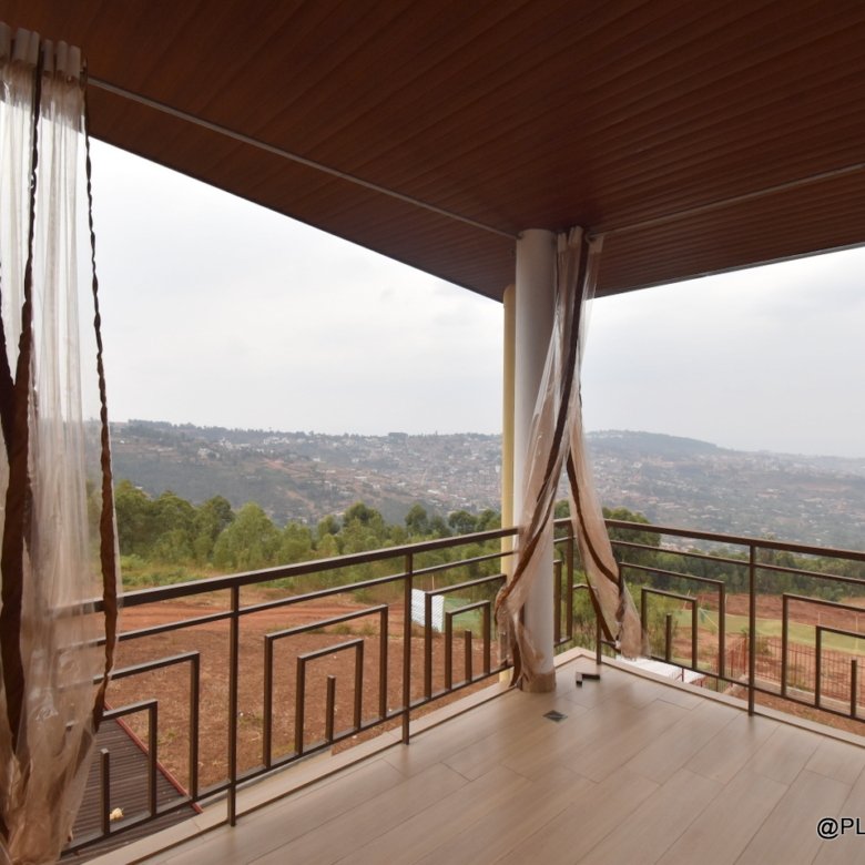 4 bedroom villa for rent