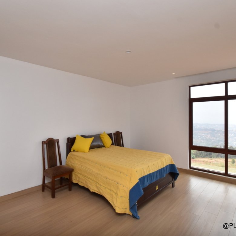 4 bedroom villa for rent