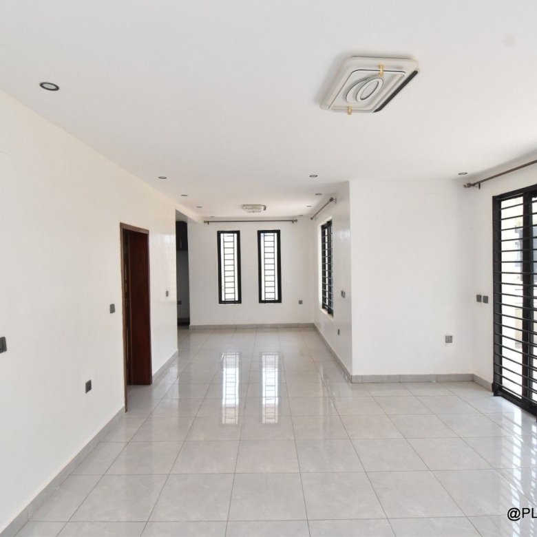5 bedroom house for sale in Kigali