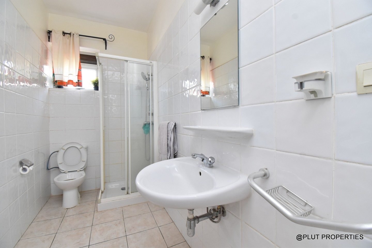 Beautiful house in Kibagabaga plut properties 11-140kb Beautiful house in Kibagabaga