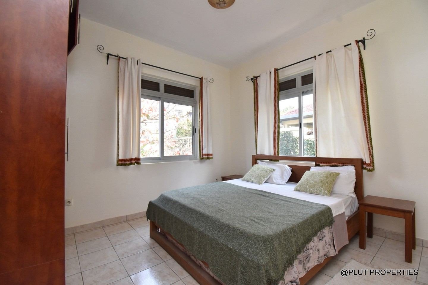 Beautiful house in Kibagabaga plut properties 12-140kb Beautiful house in Kibagabaga