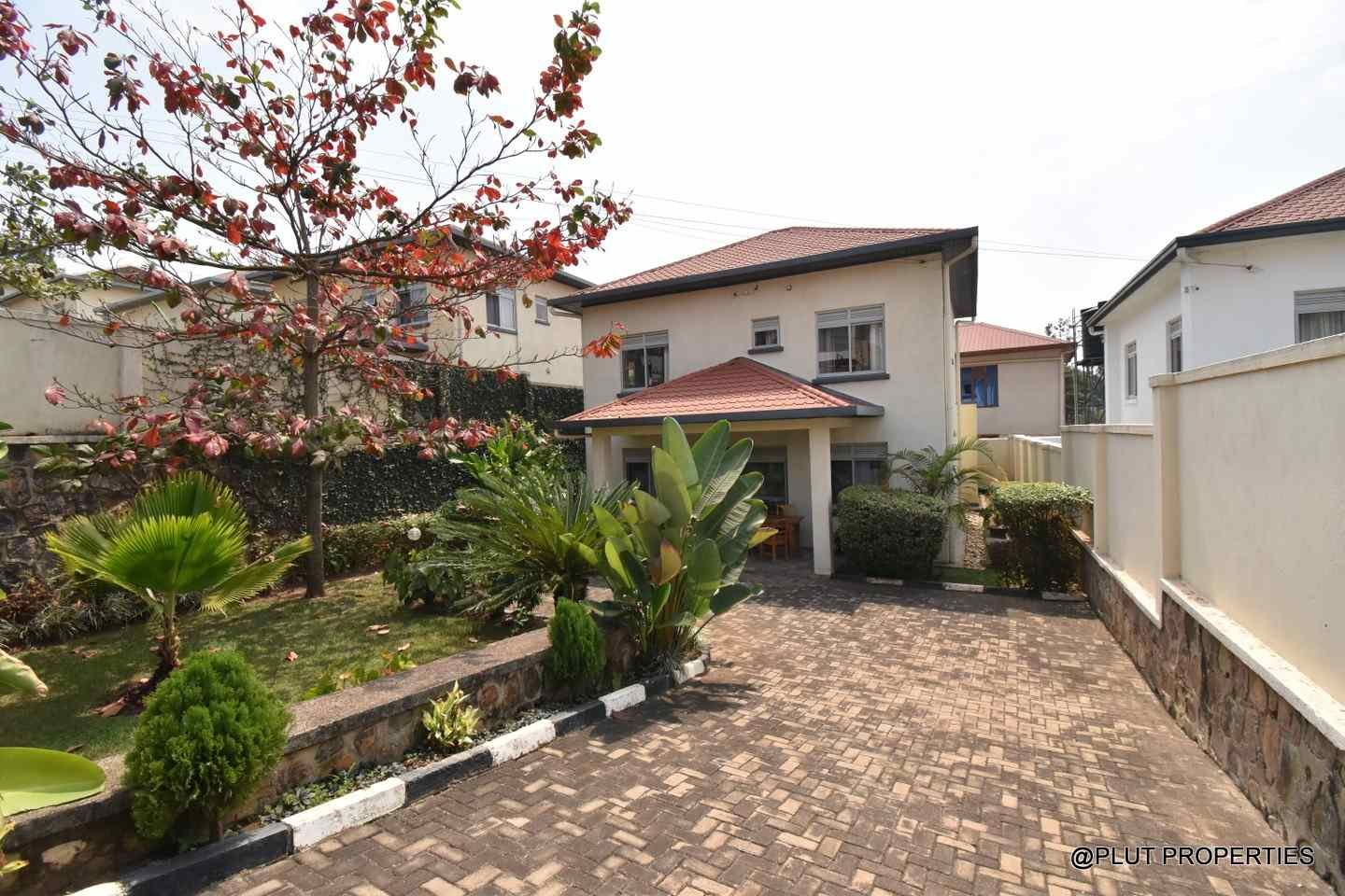Beautiful house in Kibagabaga plut properties 2-140kb Beautiful house in Kibagabaga