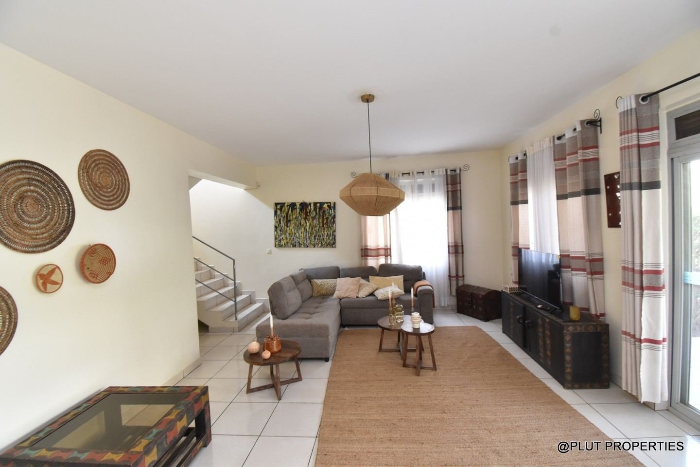Beautiful house in Kibagabaga plut properties 5-140kb Beautiful house in Kibagabaga