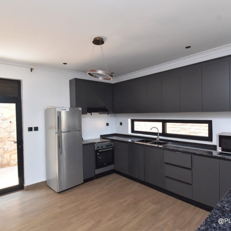 Beautiful house for sale in Rebero