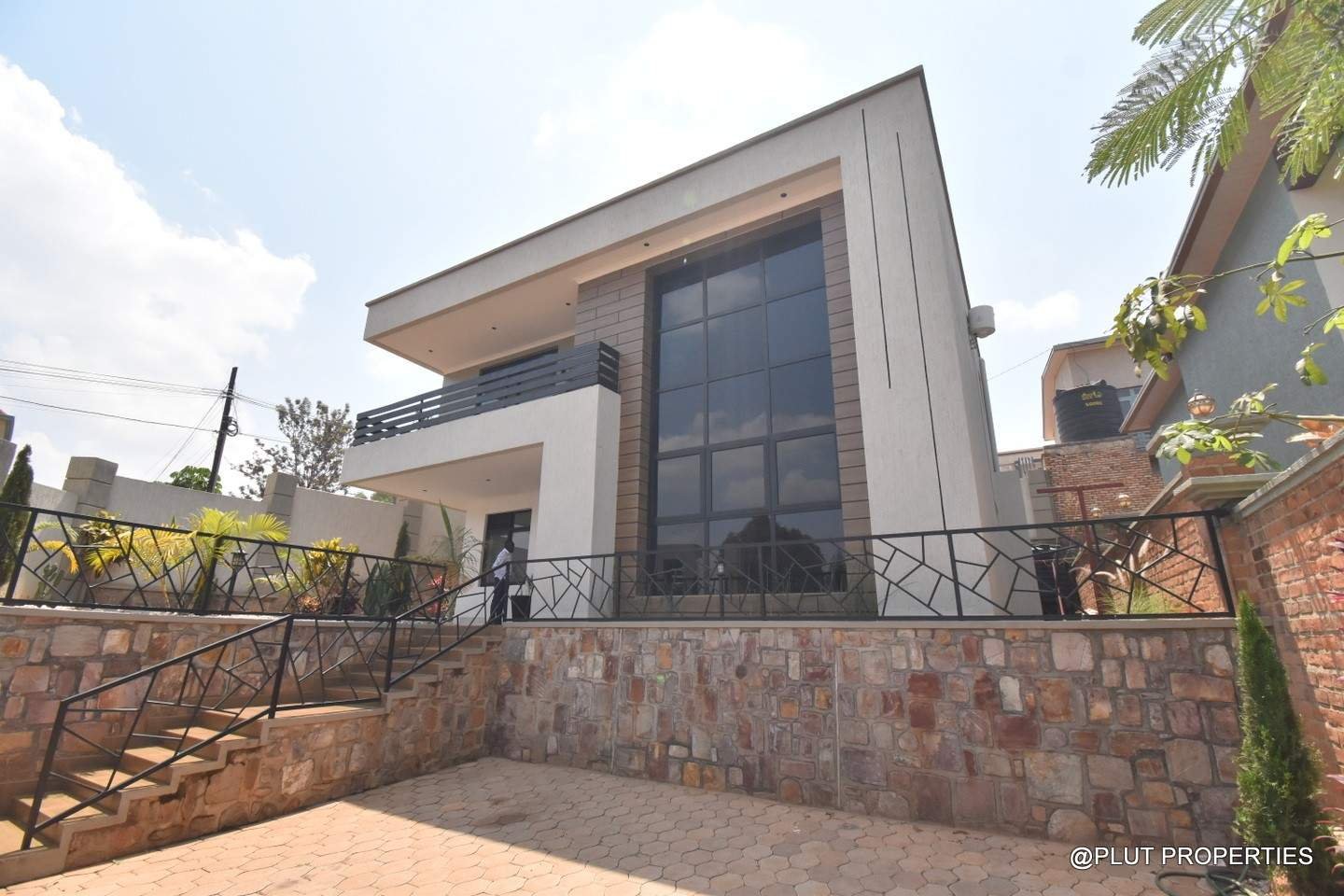 BeautifulhouseforsaleinReberoplutproperties3 Beautiful house for sale in Rebero
