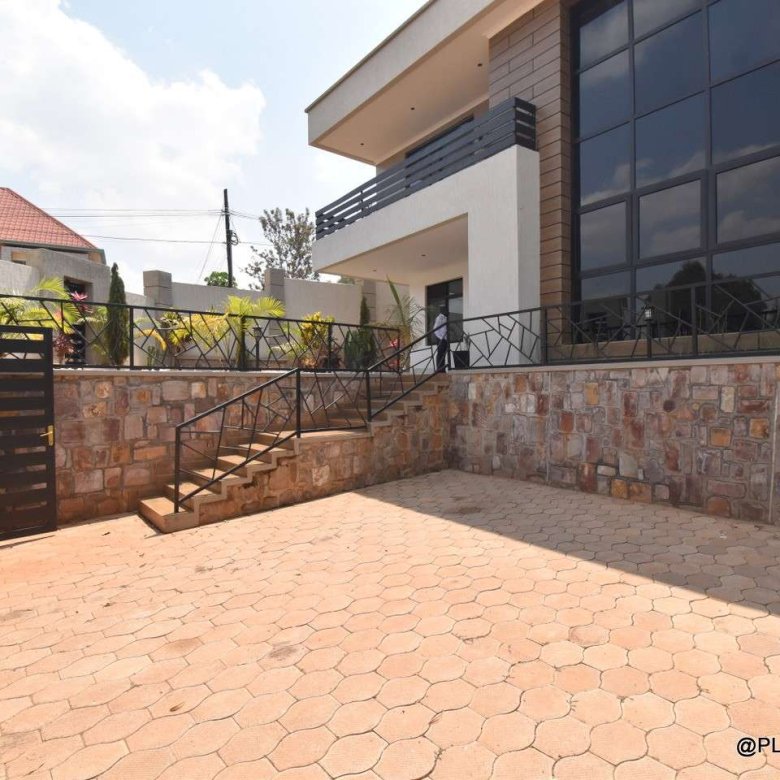 Beautiful house for sale in Rebero