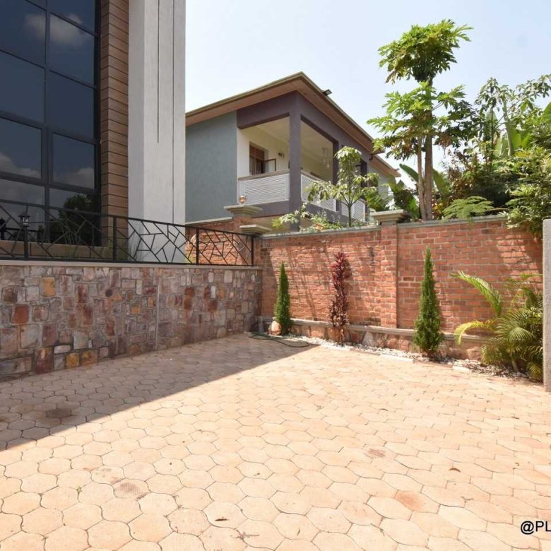 Beautiful house for sale in Rebero