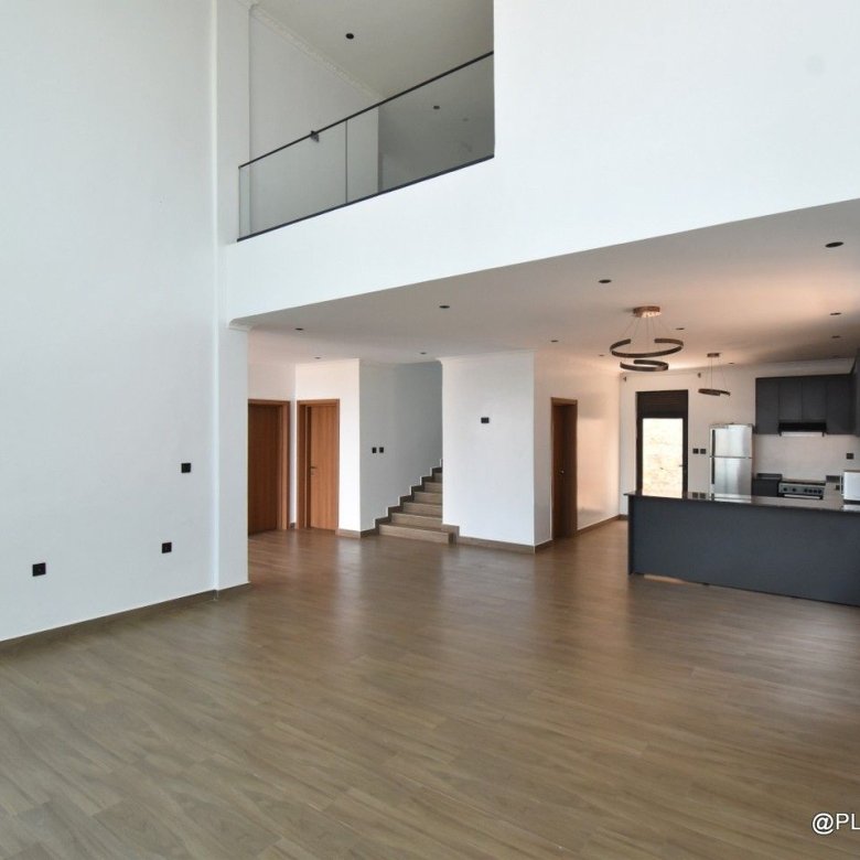 Beautiful house for sale in Rebero