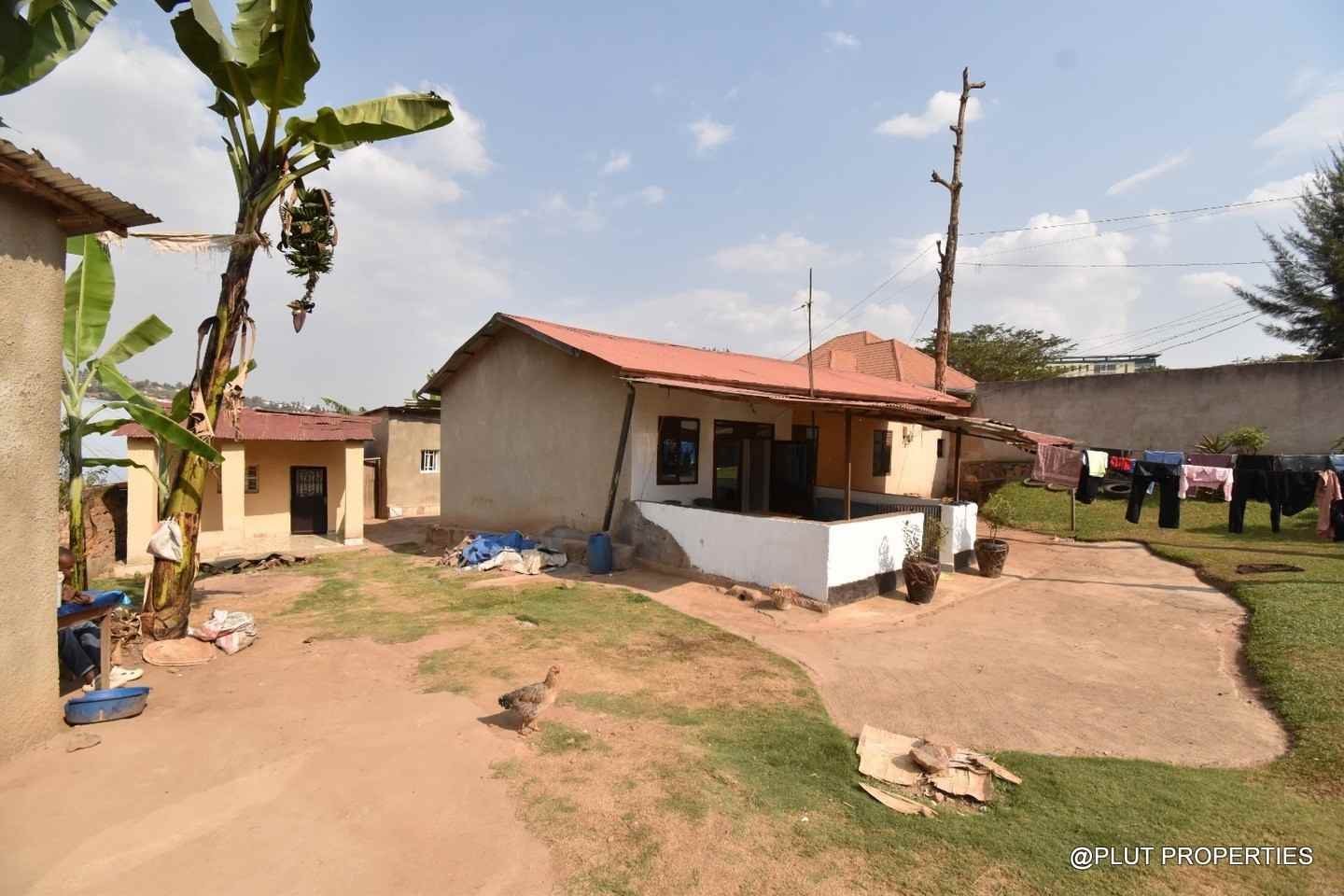 Big plot for sale in Gacuriro