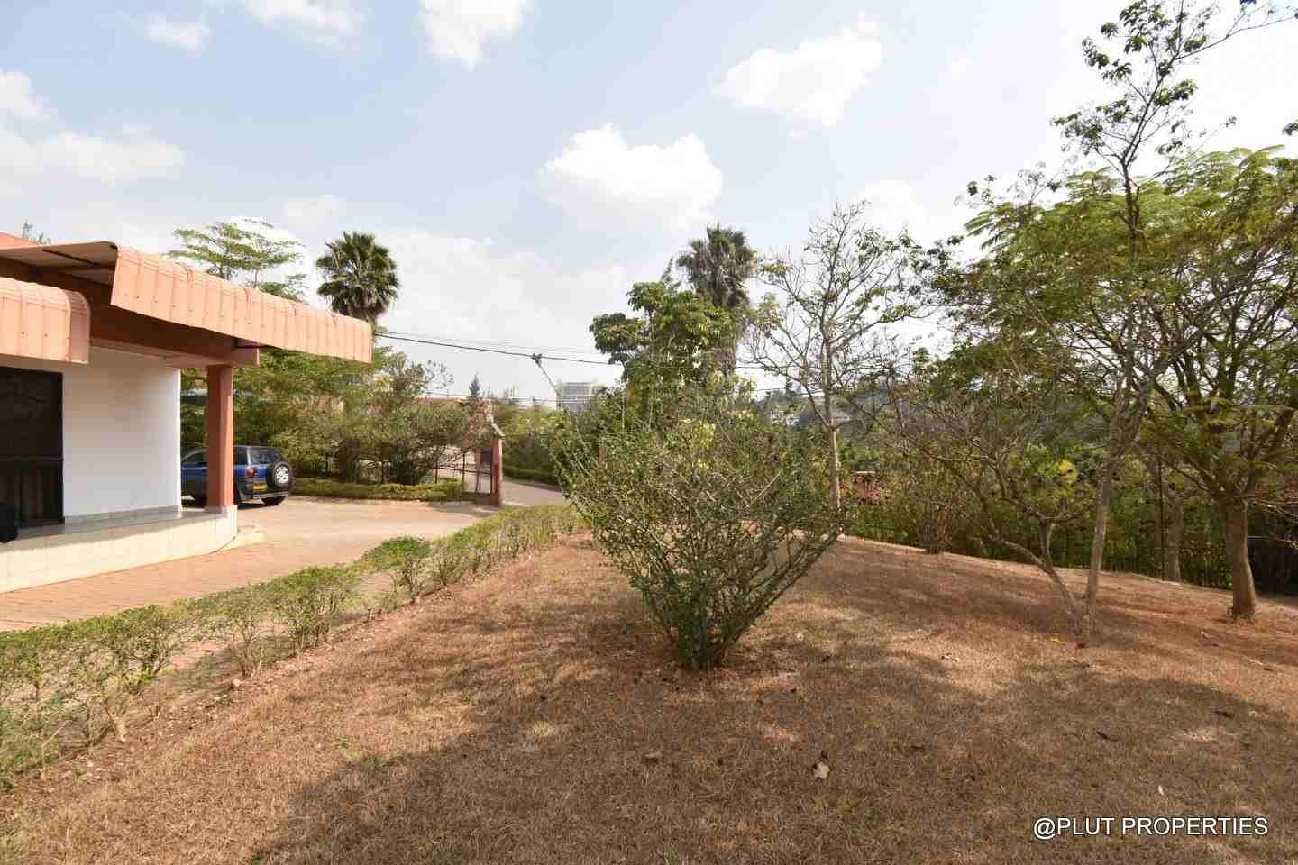 House for rent in Nyarutarama plut properties 2-100kb House for rent in Nyarutarama